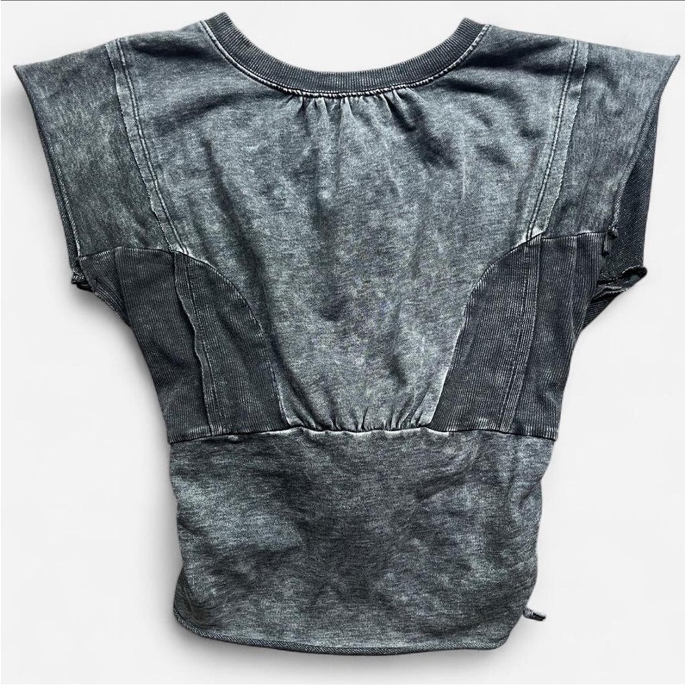 Washed Black Women’s Short Sleeve Top - Picture 4 of 6